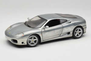 Ferrari 360 Modena Prateado Cromado Hot Wheels 1:18 27774 Metal