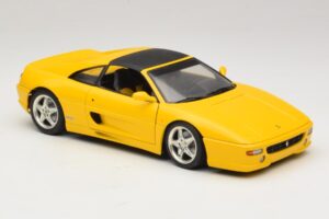 Ferrari F355 Spider Amarelo com Teto Preto UT Models 1:18 180074030-P4 Metal - imagem 6 de 8