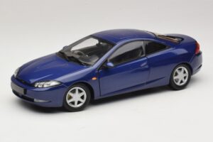 Ford Cougar Azul Action 1:18 ACTION001 Metal