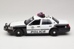 Ford Crown Victoria Police Interceptor The Hangover Movie Greenlight 1:18 12911 Metal - imagem 3 de 6