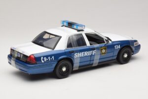 Ford Crown Victoria Police Interceptor The Walking Dead Greenlight 1:18 12957 Metal - imagem 2 de 6