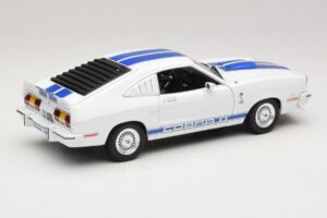 Ford Mustang II Cobra II Charlie's Angels Movie Greenlight 1:18 12880 Metal - imagem 3 de 8