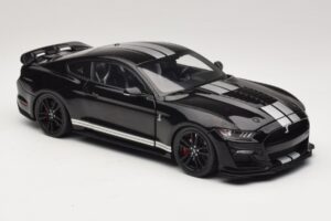 Ford Mustang Shelby GT500 S550 Preto IXO 1:18 U18RDC002-FO Metal - imagem 6 de 8