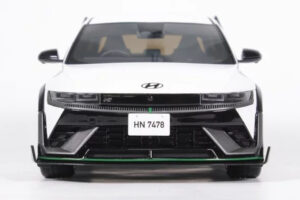 Hyundai Ioniq 5 N DK Edition Atlas White Matt Otto 1:18 OT1227 Resina - imagem 4 de 5