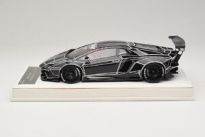 Lamborghini Aventador Liberty Walk TRON Preto Brilhante JUC 1:18 J32-14 Resina - imagem 3 de 7