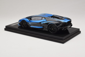 Lamborghini Revuelto Blue Black IVY Merit 1:18 REMC040 Resina - imagem 5 de 7