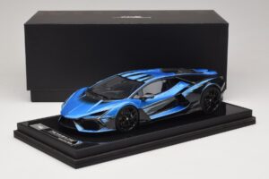Lamborghini Revuelto Blue Black IVY Merit 1:18 REMC040 Resina - imagem 7 de 7
