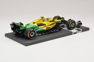 McLaren MCL38 #4 L. Norris Monaco GP Winner 2024 Minichamps 1:18 537242604 Resina - imagem 2 de 7