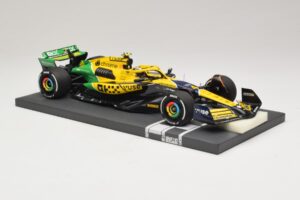 McLaren MCL38 #4 L. Norris Monaco GP Winner 2024 Minichamps 1:18 537242604 Resina - imagem 4 de 7