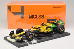 McLaren MCL38 #4 L. Norris Monaco GP Winner 2024 Minichamps 1:18 537242604 Resina - imagem 7 de 7