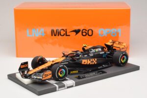 McLaren MCL60 #4 L. Norris 2nd Place Singapore GP 2023 Minichamps 1:18 537233404 Resina - imagem 7 de 7