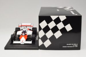 McLaren MP4/2 TAG #7 A. Prost Portuguese GP Winner 1984 Minichamps 1:18 537841807 Resina - imagem 6 de 7