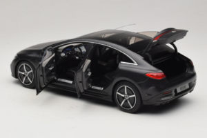 Mercedes EQE V295 Graphite Grey Magno NZG 1:18 B66961108 Metal - imagem 7 de 8