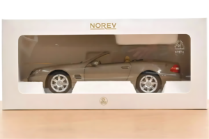 Mercedes SL500 R230 Travertine Beige Norev 1:18 183843 Metal - imagem 2 de 2