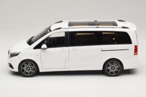 Mercedes V-Class W447 AMG Line Branco Norev 1:18 183876 Metal - imagem 5 de 8