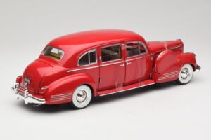Packard Super Eight One-Eighty Vermelho Greenlight 1:18 12971 Metal - imagem 2 de 6