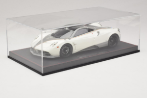 Pagani Huayra Luminous Green AB 1:18 REMC041 Resina - imagem 6 de 7