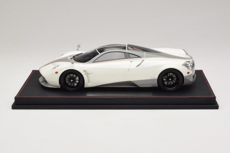 Pagani Huayra Luminous Green AB 1:18 REMC041 Resina