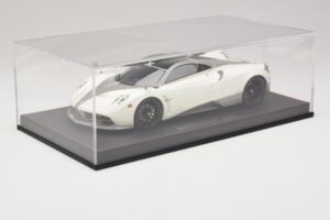 Pagani Huayra Luminous Green AB 1:18 REMC041 Resina - imagem 6 de 7