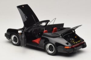 Porsche 911 3.2 Carrera Cabriolet Preto Minichamps 1:18 100063035 Metal - imagem 5 de 8