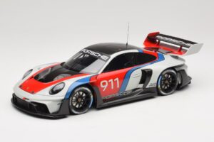 Porsche 911 992 GT3 R Rennsport GT Spirit 1:18 Porsche 911 992 GT3 R Rennsport GT Spirit 1:18 GT495 Resina