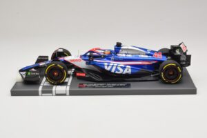 Visa Cash App RB VCARB 01 A. Iwasa FP1 Japanese GP 2024 Minichamps 1:18 117240440 Resina - imagem 3 de 7