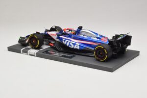 Visa Cash App RB VCARB 01 A. Iwasa FP1 Japanese GP 2024 Minichamps 1:18 117240440 Resina - imagem 5 de 7