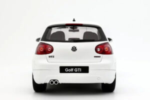 Volkswagen Golf GTI Mk5 Edition 30 Candy White Otto 1:18 OT1250 Resina - imagem 5 de 5