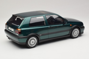Volkswagen Golf Mk3 VR6 Carat Dragon Green Otto 1:12 G099 Resina - imagem 2 de 6