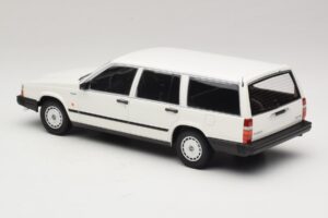 Volvo 740 GL Carrinha Branco Minichamps 1:18 155171772 Metal - imagem 5 de 6