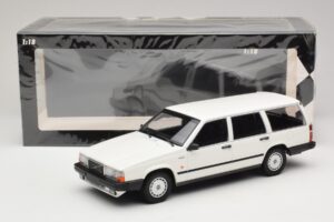 Volvo 740 GL Carrinha Branco Minichamps 1:18 155171772 Metal - imagem 6 de 6