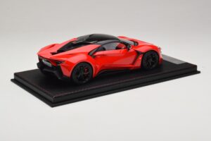 W Motors Fenyr Supersport Vermelho SophiArt 1:18 SA003-06 Resina - imagem 2 de 6