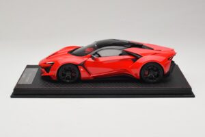 W Motors Fenyr Supersport Vermelho SophiArt 1:18 SA003-06 Resina - imagem 3 de 6