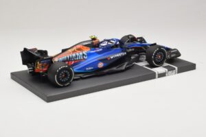Williams Racing FW45 L. Sargeant Las Vegas GP 2023 Minichamps 1:18 117232202 Resina - imagem 2 de 7