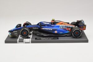 Williams Racing FW45 L. Sargeant Las Vegas GP 2023 Minichamps 1:18 117232202 Resina - imagem 3 de 7