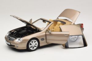 Mercedes SL500 R230 Travertine Beige Norev 1:18 183843 Metal - imagem 2 de 9