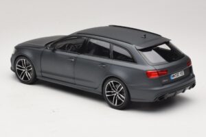 Audi RS6 C7 Avant Daytona Grey Minichamps 1:18 5011216225 Metal - imagem 6 de 8