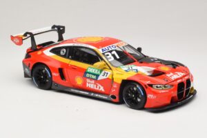 BMW M4 GT3 #31 Schubert Motorsport S. van der Linde Winner DTM Lausitzring 2022 Minichamps 1:18 113222031 Metal - imagem 6 de 8