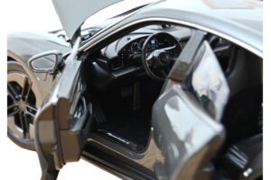 Porsche Taycan Turbo S Slate Grey Neo Norev 1:18 187654 Metal - imagem 4 de 5