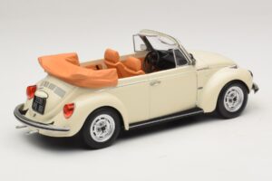 Volkswagen 1303 Descapotável Cream White Norev 1:18 188535 Metal - imagem 2 de 6