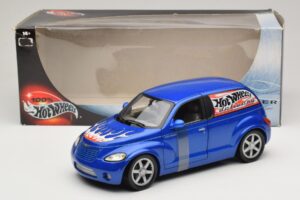 Chrysler PT Cruiser Entrega Azul Hot Wheels 1:18 29616 Metal - imagem 7 de 7