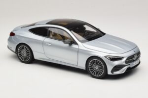 Mercedes CLE C236 Cupê Hightech Silver Norev 1:18 183939 Metal - imagem 6 de 8