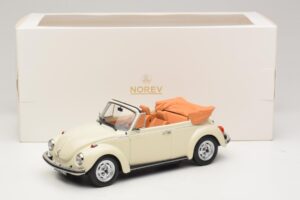 Volkswagen 1303 Descapotável Cream White Norev 1:18 188535 Metal - imagem 6 de 6