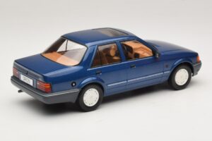 Ford Orion Mk2 1.6i Metallic Blue MCG 1:18 MCG18490 Metal - imagem 2 de 6