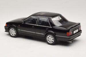 Ford Orion Mk2 RS Package Preto MCG 1:18 MCG18649 Metal - imagem 5 de 6