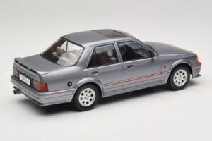 Ford Orion Mk2 RS Package Cinzento MCG 1:18 MCG18489 Metal - imagem 2 de 6