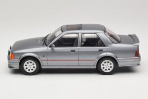 Ford Orion Mk2 RS Package Cinzento MCG 1:18 MCG18489 Metal - imagem 3 de 6