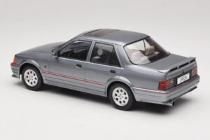 Ford Orion Mk2 RS Package Cinzento MCG 1:18 MCG18489 Metal - imagem 5 de 6