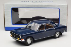 GAZ Volga GAZ-24-10 Azul Escuro MCG 1:18 MCG18014 Metal - imagem 6 de 6