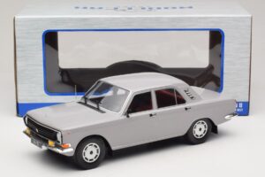 GAZ Volga GAZ-24-10 Cinzento MCG 1:18 MCG18016 Metal - imagem 6 de 6